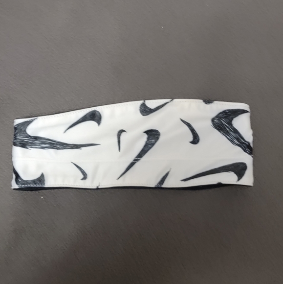 Nike | winter ear warmers. Nwt - Picture 2 of 2